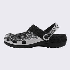 Gothic Christmas Print Fleece-Lined Clogs